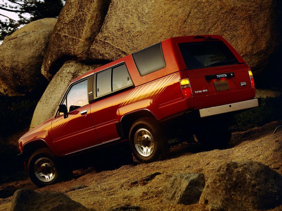  Toyota 4Runner 1986 года  (фото 5 из 12)